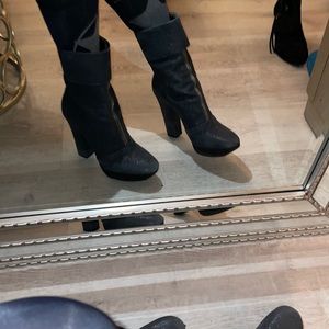 Calvin Klein women’s charcoal calf skin boots with flex sparkle